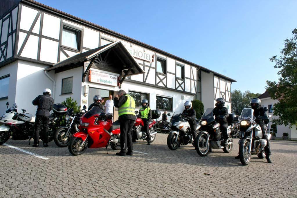 Hotel Taunusblick Hömberg Exterior foto